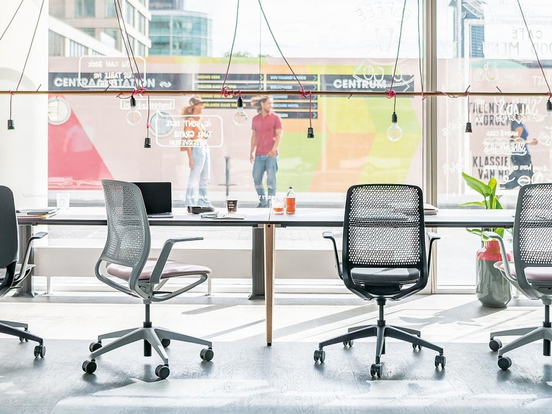 SHOWROOM · 600 MQ · VIA ROZZANO 25